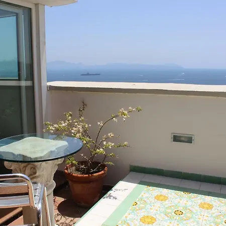 Attico Paradiso Apartment